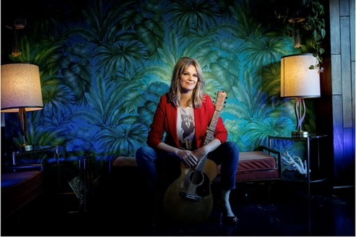 Interview: Jackie Bristow Releases Vibrant New Single “Livin’ For Love”