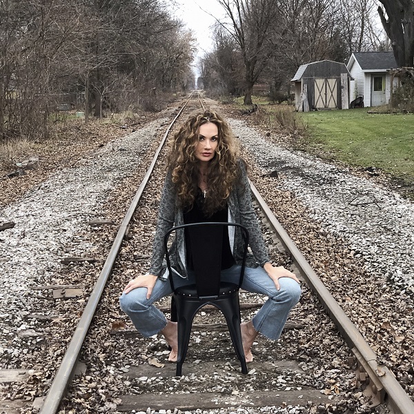 Dana Fuchs Borrowed Time Set For April 29th Release