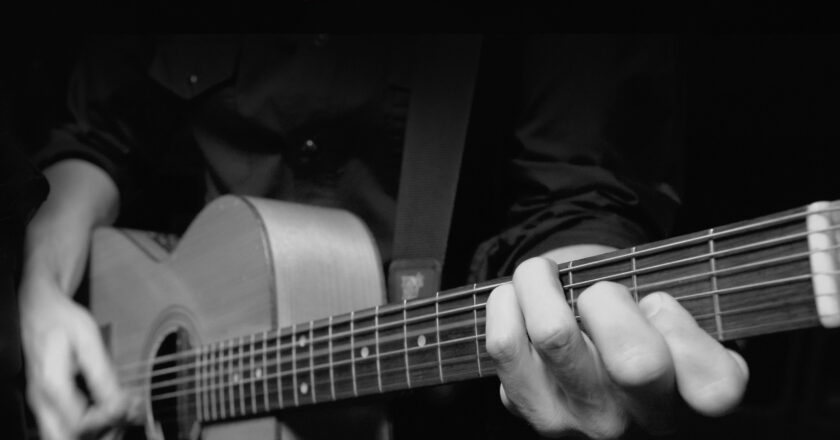 Jimmy Eat World’s Heartfelt Acoustic Version Of “Something Loud”